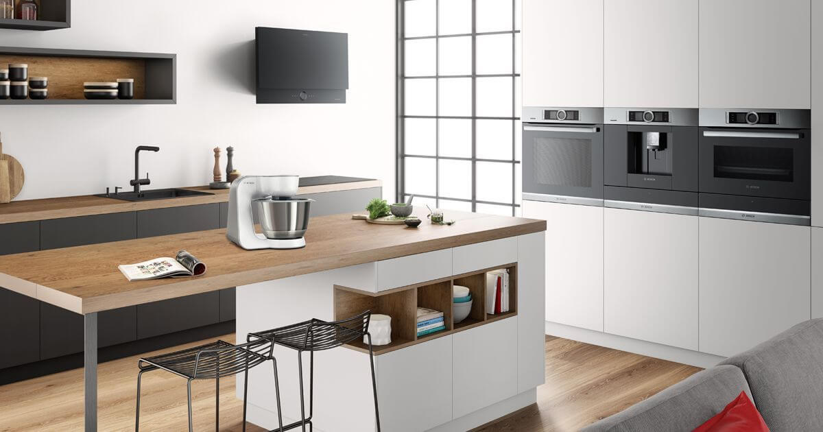 Inselküche mit Bosch Hausgeräten