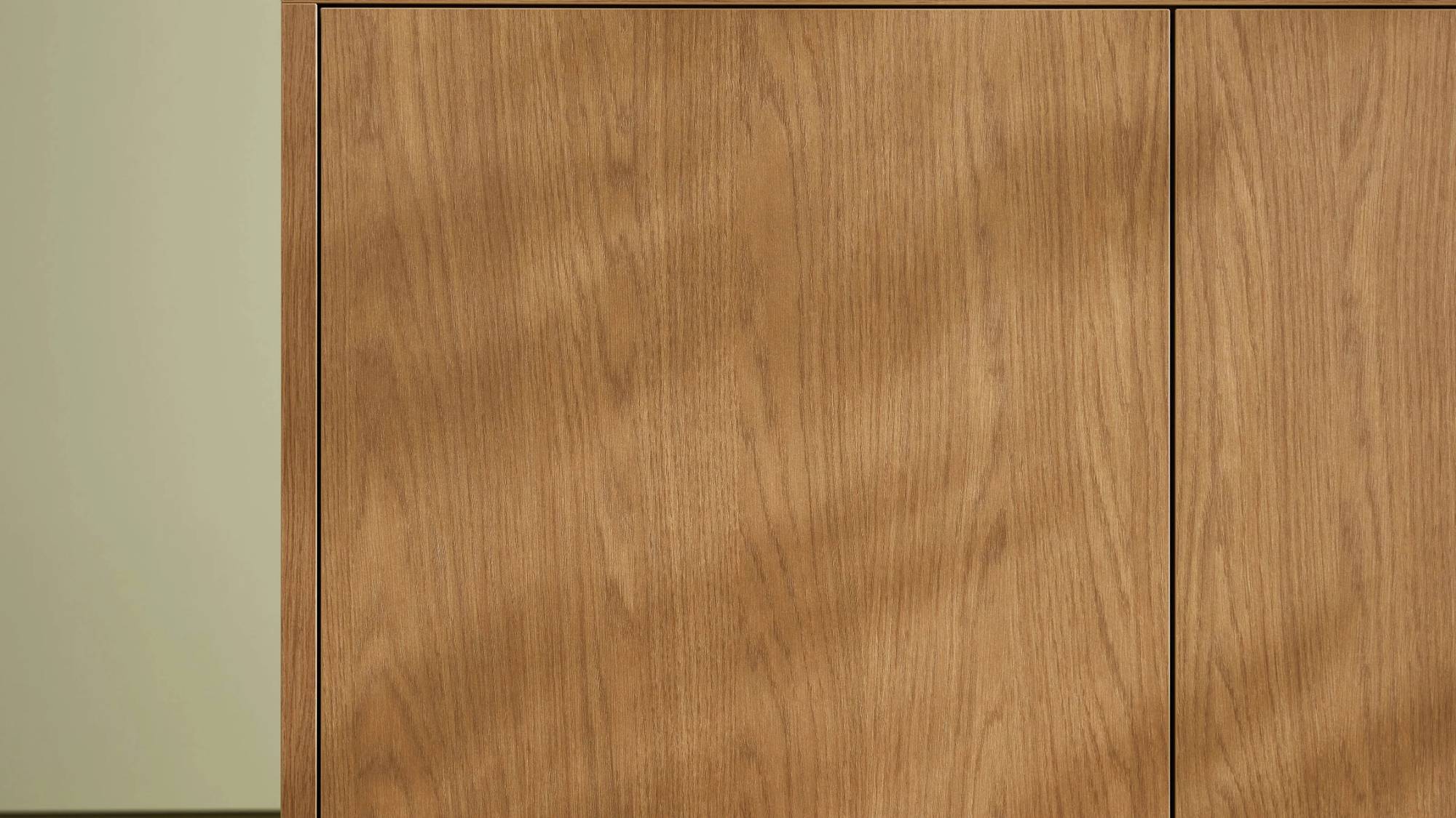Nolte MANHATTAN Front Eiche Cognac neben VELLUTO Pistazie